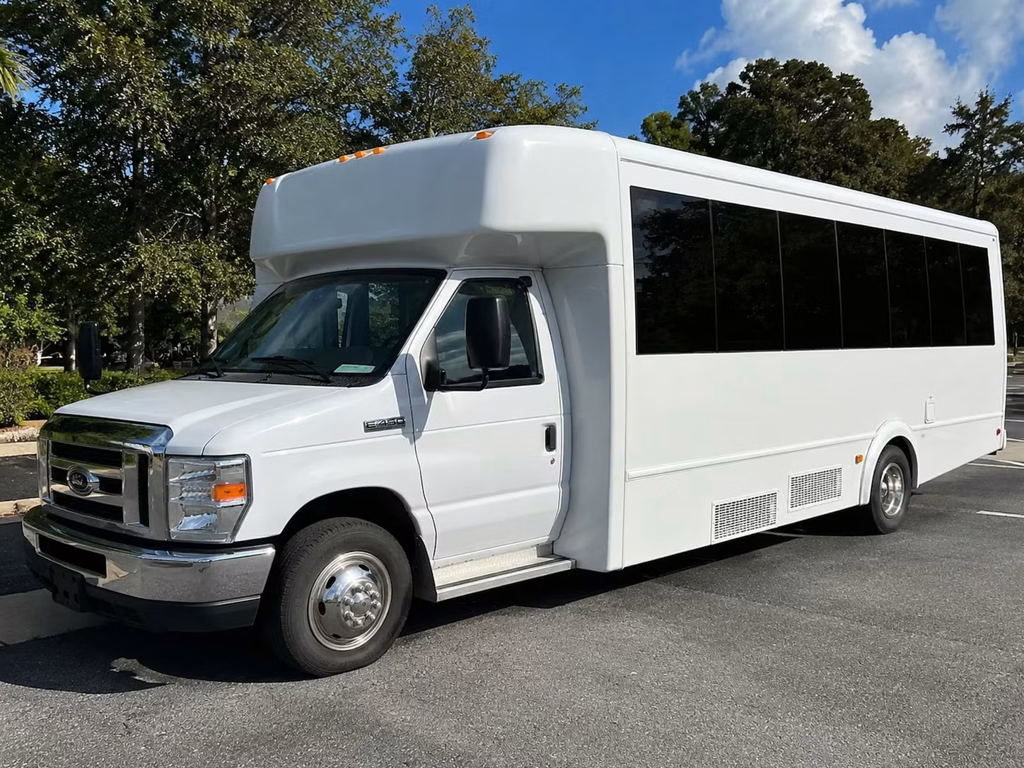 wedding bus rentals in bakersfield